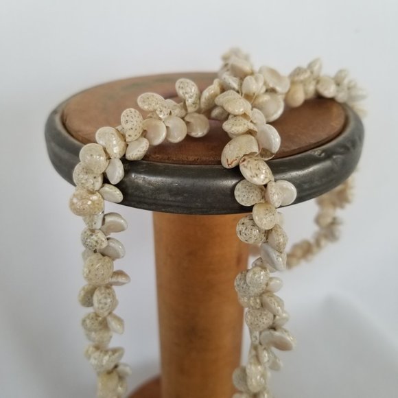 Seashell Necklace Bundle 3 Pieces - Picture 10 of 13